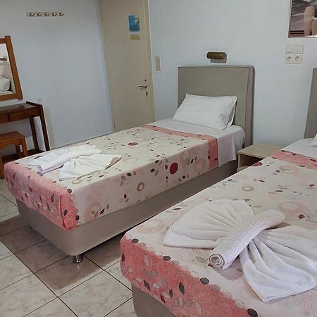 Amadeus Hawaii Apartments & Studios Sidari  Phòng bức ảnh
