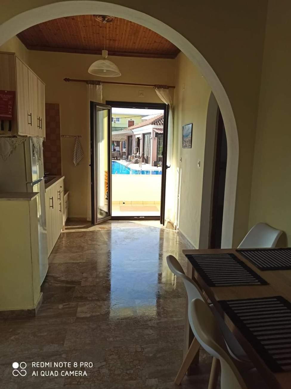 Amadeus Hawaii Apartments & Studios Sidari  Phòng bức ảnh