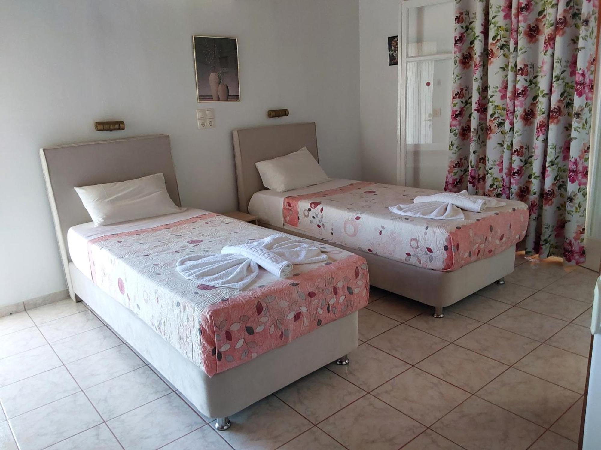 Amadeus Hawaii Apartments & Studios Sidari  Phòng bức ảnh